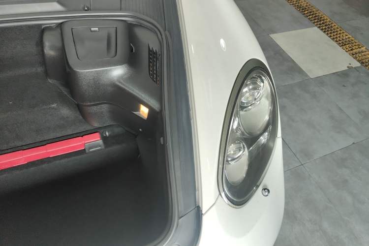 Used Porsche Cayman 2012 Cayman Black Edition 2.9L Engine Bay Left