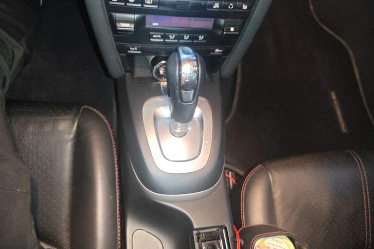 Used Porsche Cayman 2012 Cayman Black Edition 2.9L Gear Lever