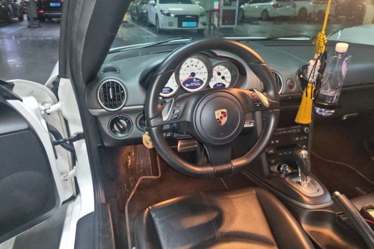 Used Porsche Cayman 2012 Cayman Black Edition 2.9L Steering Wheel