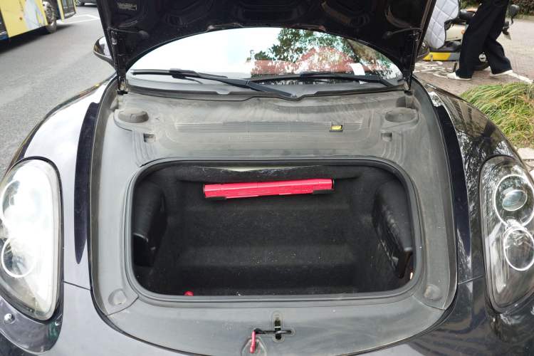 Used Porsche Cayman 2013 Cayman 2.7L Engine Bay