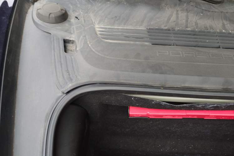 Used Porsche Cayman 2013 Cayman 2.7L Engine Bay Right