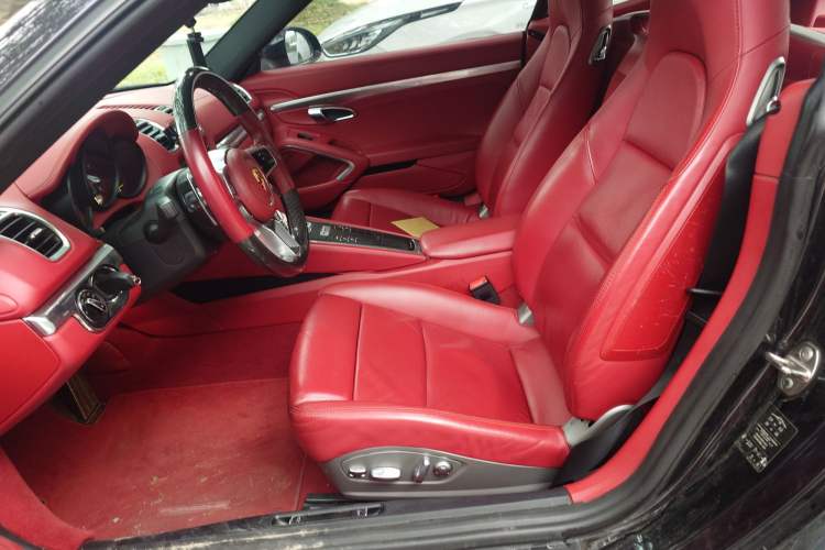 Used Porsche Cayman 2013 Cayman 2.7L Left Front Seat