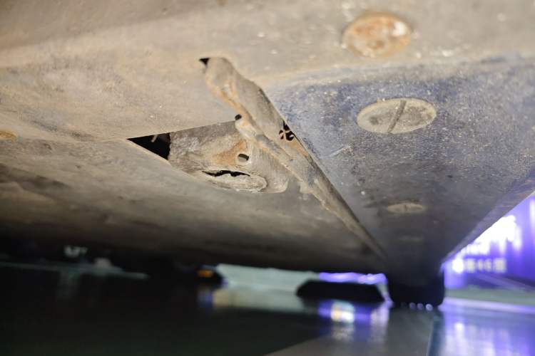 Used Porsche Cayman 2013 Cayman 2.7L Chassis Front Left