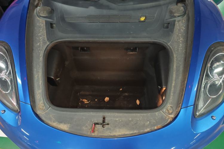 Used Porsche Cayman 2013 Cayman 2.7L Engine Bay