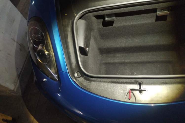 Used Porsche Cayman 2013 Cayman 2.7L Engine Bay Right