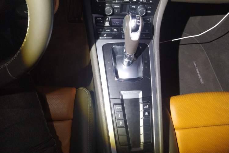 Used Porsche Cayman 2013 Cayman 2.7L Gear Lever