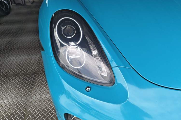 Used Porsche Cayman 2013 Cayman 2.7L Right Front Headlight