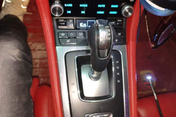Used Porsche Cayman 2013 Cayman 2.7L Gear Lever