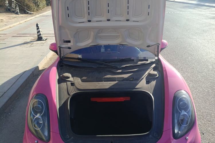 Used Porsche Cayman 2013 Cayman 2.7L Engine Bay