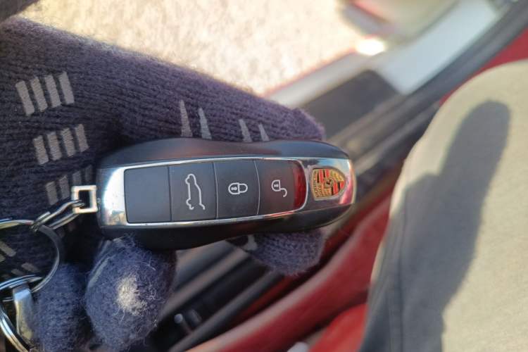 Used Porsche Cayman 2013 Cayman 2.7L Vehicle Key