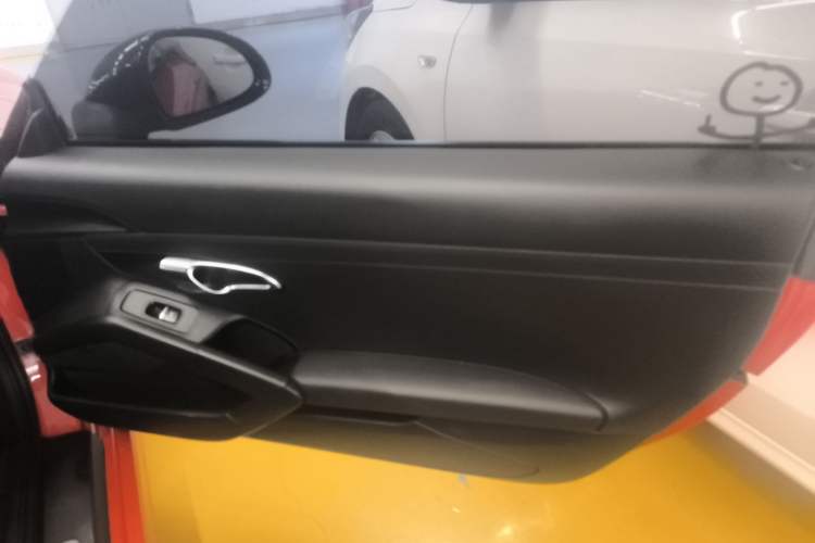 Used Porsche Cayman 2013 Cayman 2.7L Interior 5