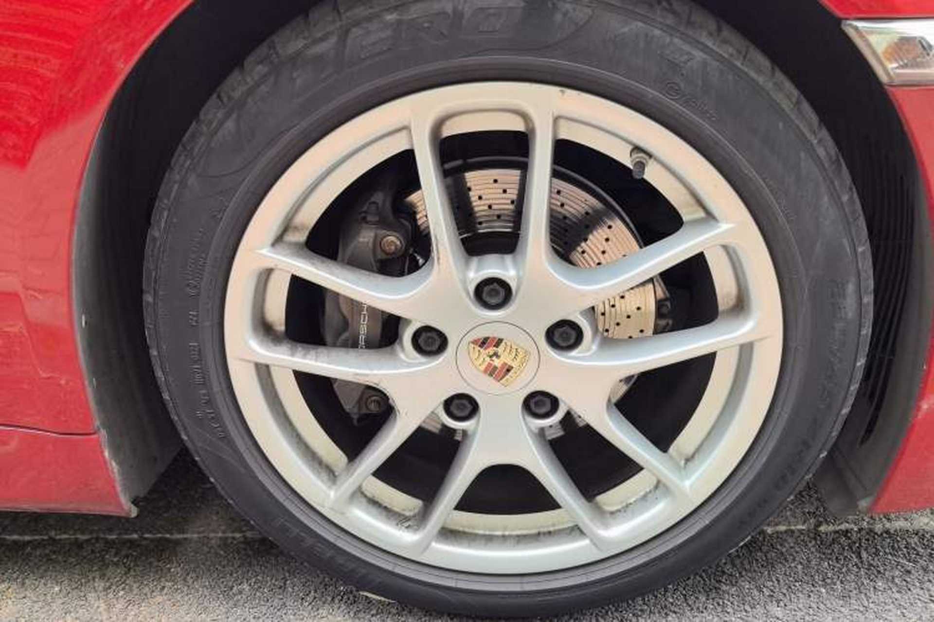 Used Porsche Cayman 2013 Cayman 2.7L Right Front Wheel Hub