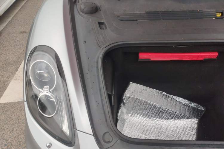 Used Porsche Cayman 2013 Cayman 2.7L Engine Bay Right