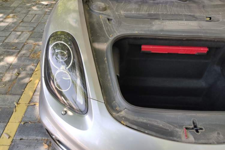 Used Porsche Cayman 2013 Cayman 2.7L Engine Bay Right