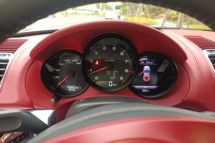 Used Porsche Cayman 2013 Cayman 2.7L Instrument Cluster