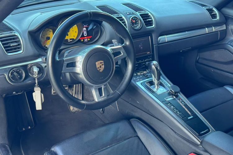 Used Porsche Cayman 2013 Cayman 2.7L Interior 10