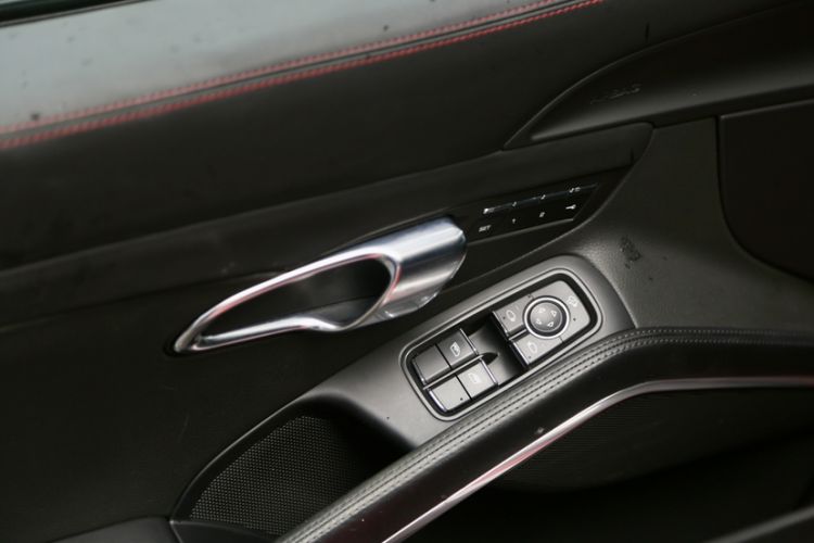 Used Porsche Cayman 2013 Cayman 2.7L Interior 2
