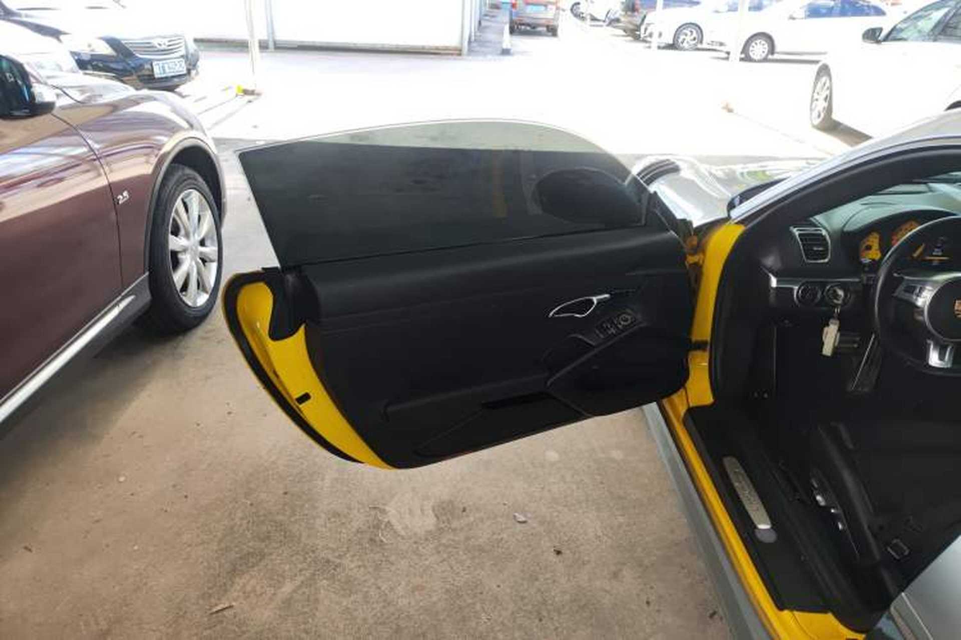 Used Porsche Cayman 2013 Cayman 2.7L Interior 8