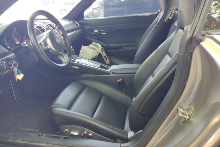 Used Porsche Cayman 2013 Cayman 2.7L Left Front Seat
