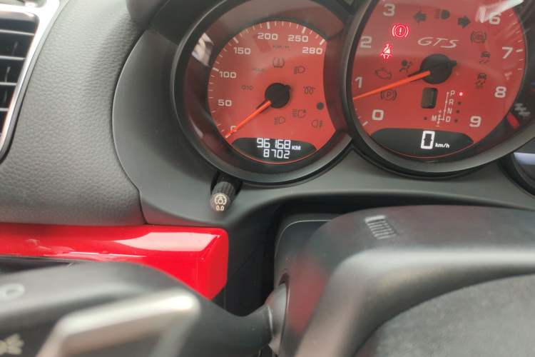 Used Porsche Cayman 2013 Cayman 2.7L Odometer Close Up