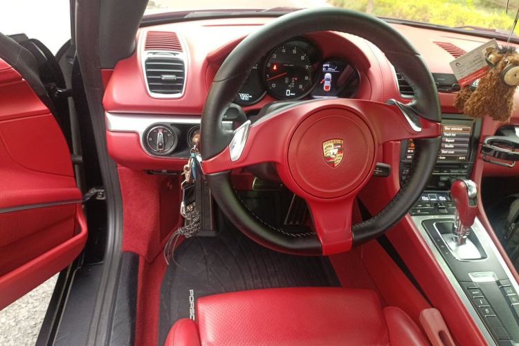 Used Porsche Cayman 2013 Cayman 2.7L Steering Wheel