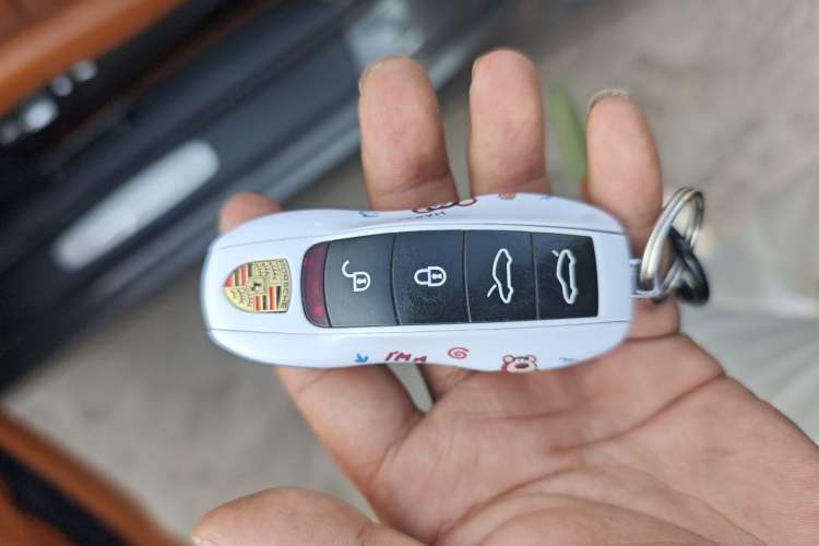 Used Porsche Cayman 2013 Cayman 2.7L Vehicle Key