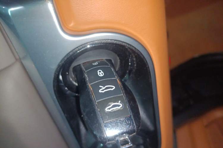 Used Porsche Cayman 2013 Cayman 2.7L Vehicle Key
