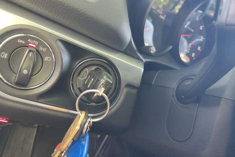 Used Porsche Cayman 2013 Cayman 2.7L Vehicle Key