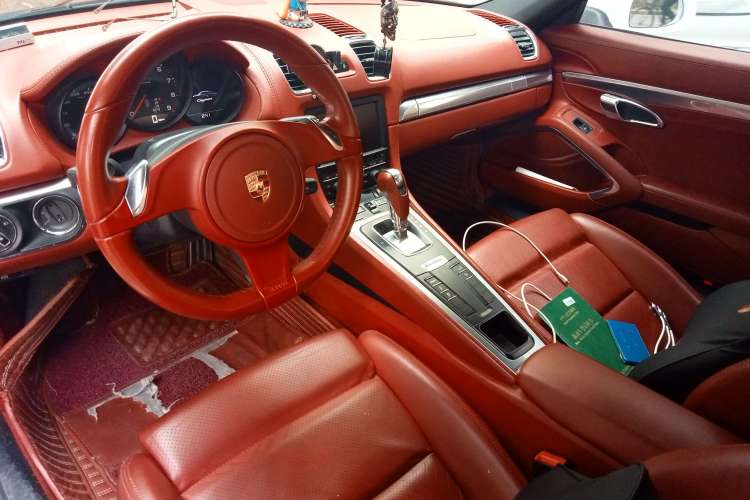 Used Porsche Cayman 2013 Cayman 2.7L Center Console