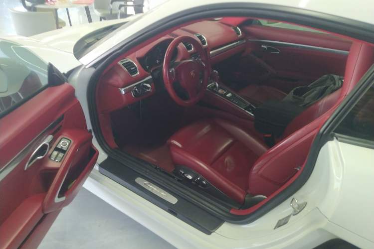 Used Porsche Cayman 2013 Cayman 2.7L Driver Seat