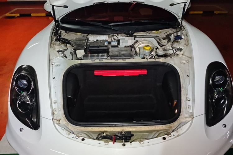Used Porsche Cayman 2013 Cayman 2.7L Engine Bay