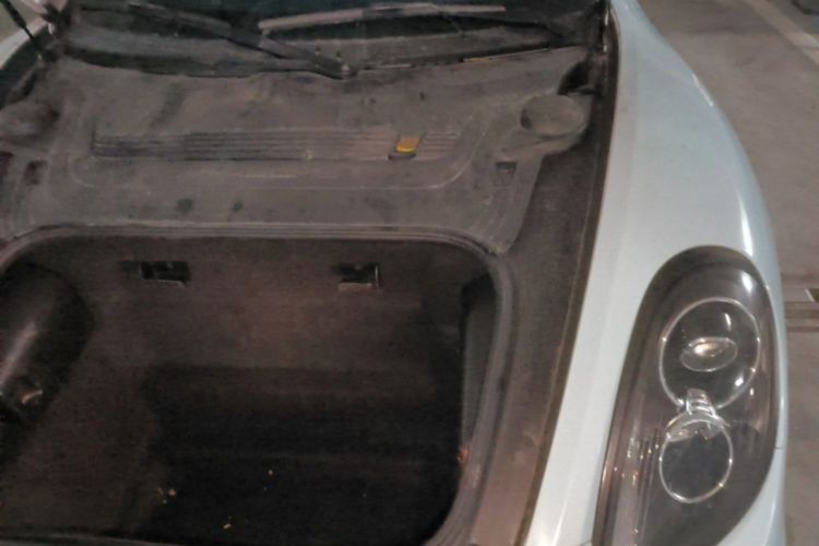 Used Porsche Cayman 2013 Cayman 2.7L Engine Bay Left