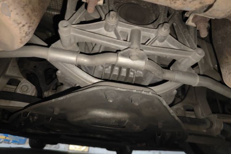 Used Porsche Cayman 2013 Cayman 2.7L Engine Bay