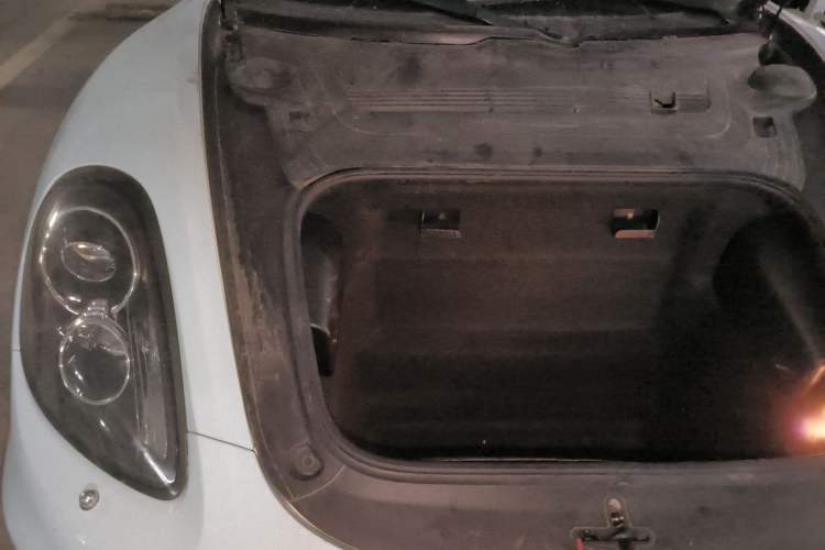Used Porsche Cayman 2013 Cayman 2.7L Engine Bay Right