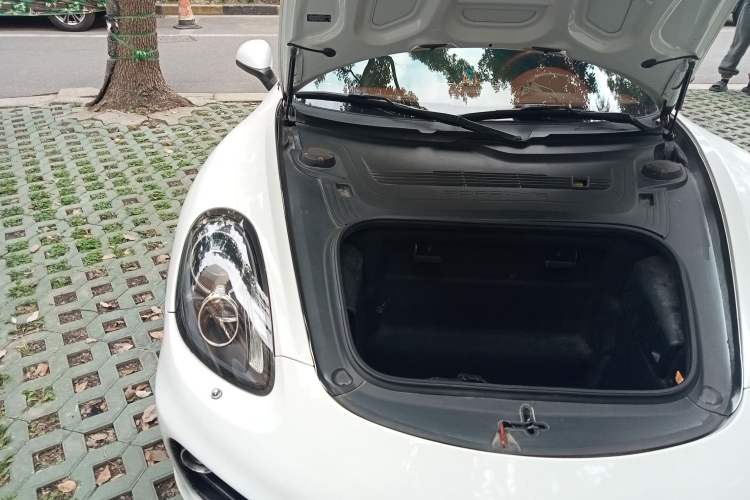 Used Porsche Cayman 2013 Cayman 2.7L Engine Bay Right