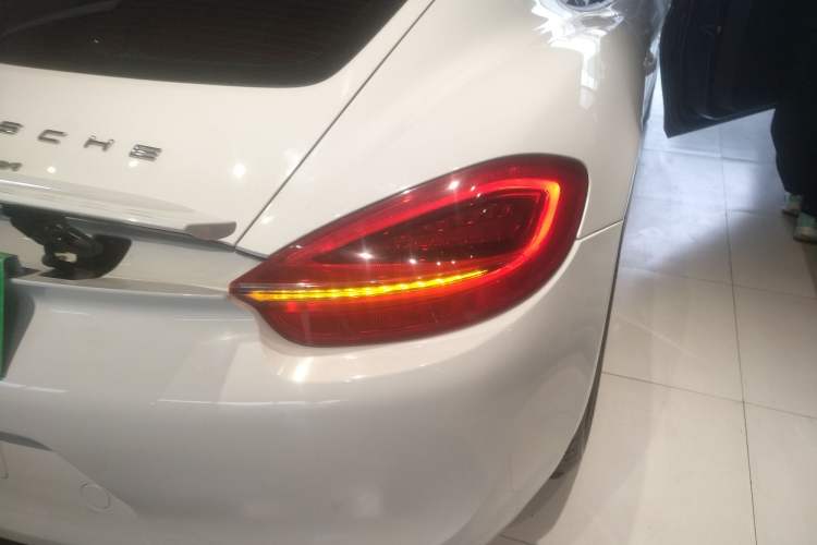 Used Porsche Cayman 2013 Cayman 2.7L Exterior 6
