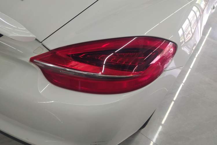 Used Porsche Cayman 2013 Cayman 2.7L Exterior 6