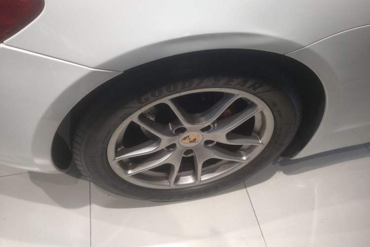 Used Porsche Cayman 2013 Cayman 2.7L Exterior 8