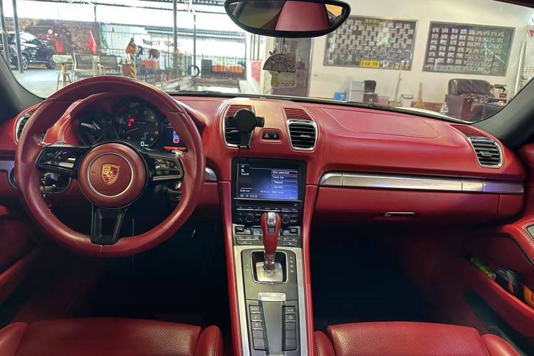 Used Porsche Cayman 2013 Cayman 2.7L Interior 2