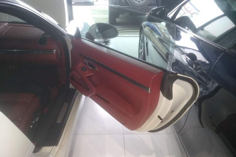 Used Porsche Cayman 2013 Cayman 2.7L Interior 6