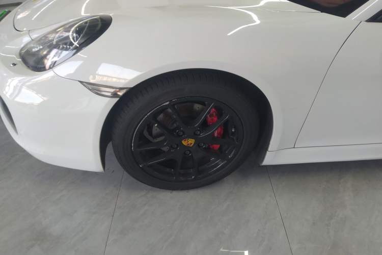Used Porsche Cayman 2013 Cayman 2.7L Left Front Wheel Hub