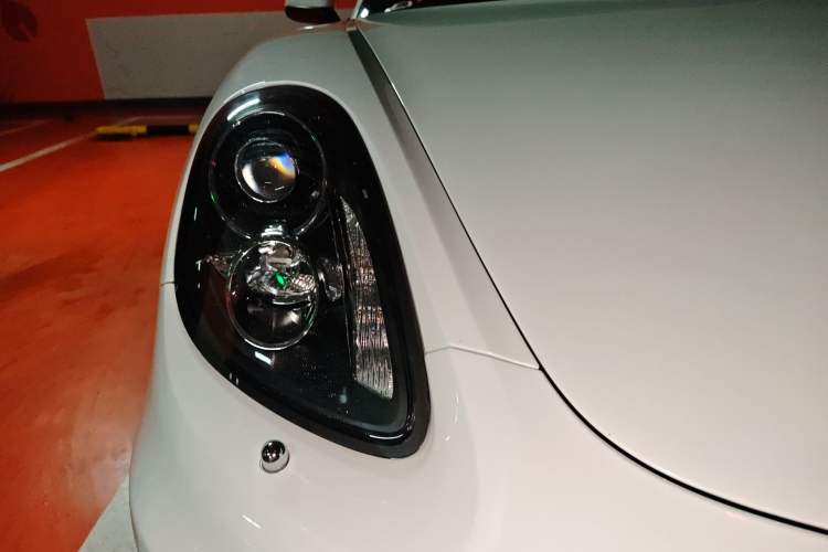 Used Porsche Cayman 2013 Cayman 2.7L Right Front Headlight
