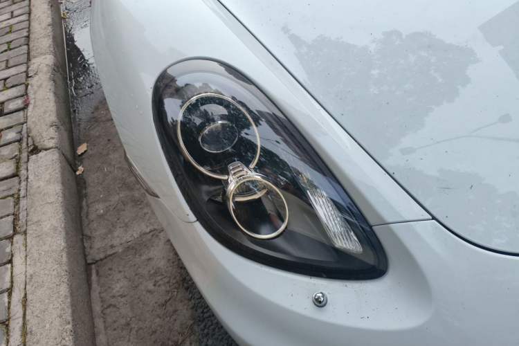 Used Porsche Cayman 2013 Cayman 2.7L Right Front Headlight