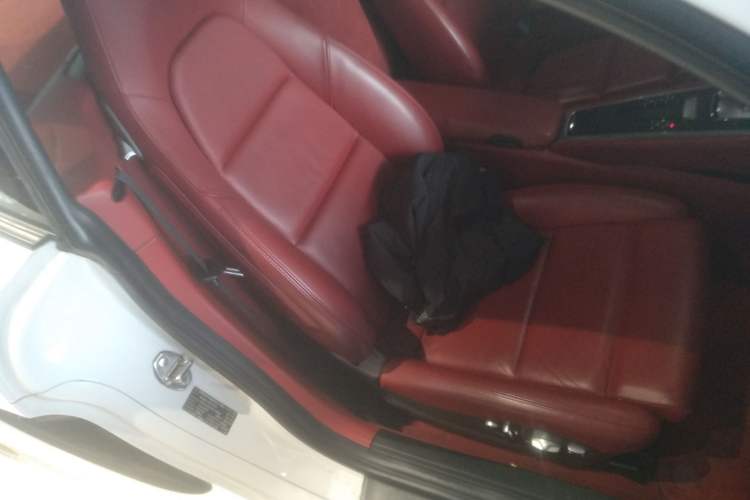 Used Porsche Cayman 2013 Cayman 2.7L Right Front Seat