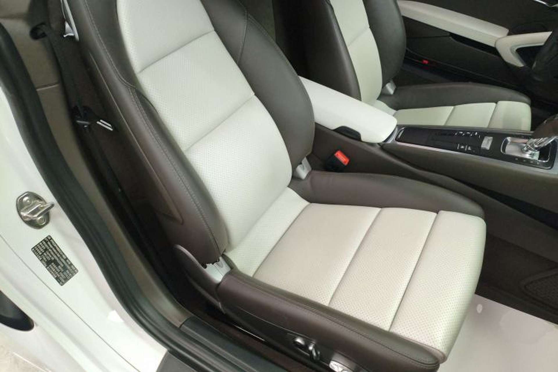 Used Porsche Cayman 2013 Cayman 2.7L Right Front Seat