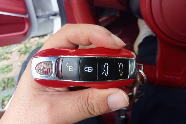 Used Porsche Cayman 2013 Cayman 2.7L Vehicle Key