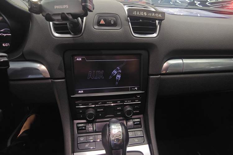 Used Porsche Cayman 2013 Cayman 2.7L Audio And AC Panel