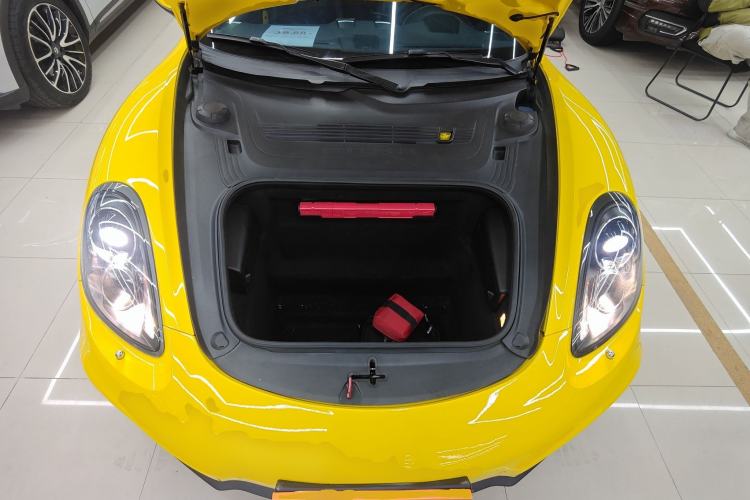 Used Porsche Cayman 2013 Cayman 2.7L Engine Bay