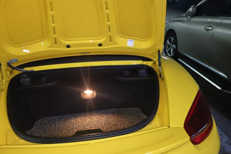 Used Porsche Cayman 2013 Cayman 2.7L Engine Bay Left