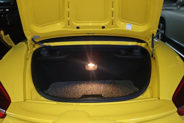 Used Porsche Cayman 2013 Cayman 2.7L Engine Bay
